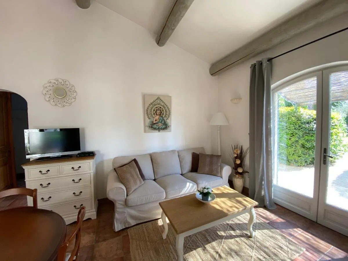 Mas Beau Soleil & Spa Cottages De Charme Avec Jacuzzi&Jardin Prives Saint-Rémy-de-Provence 0*,  Frankrijk