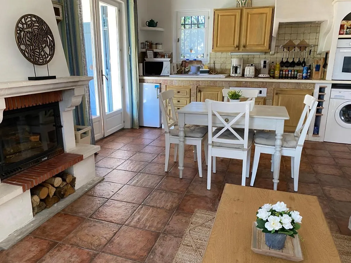 Mas Beau Soleil & Spa Cottages De Charme Avec Jacuzzi&Jardin Prives Saint-Rémy-de-Provence